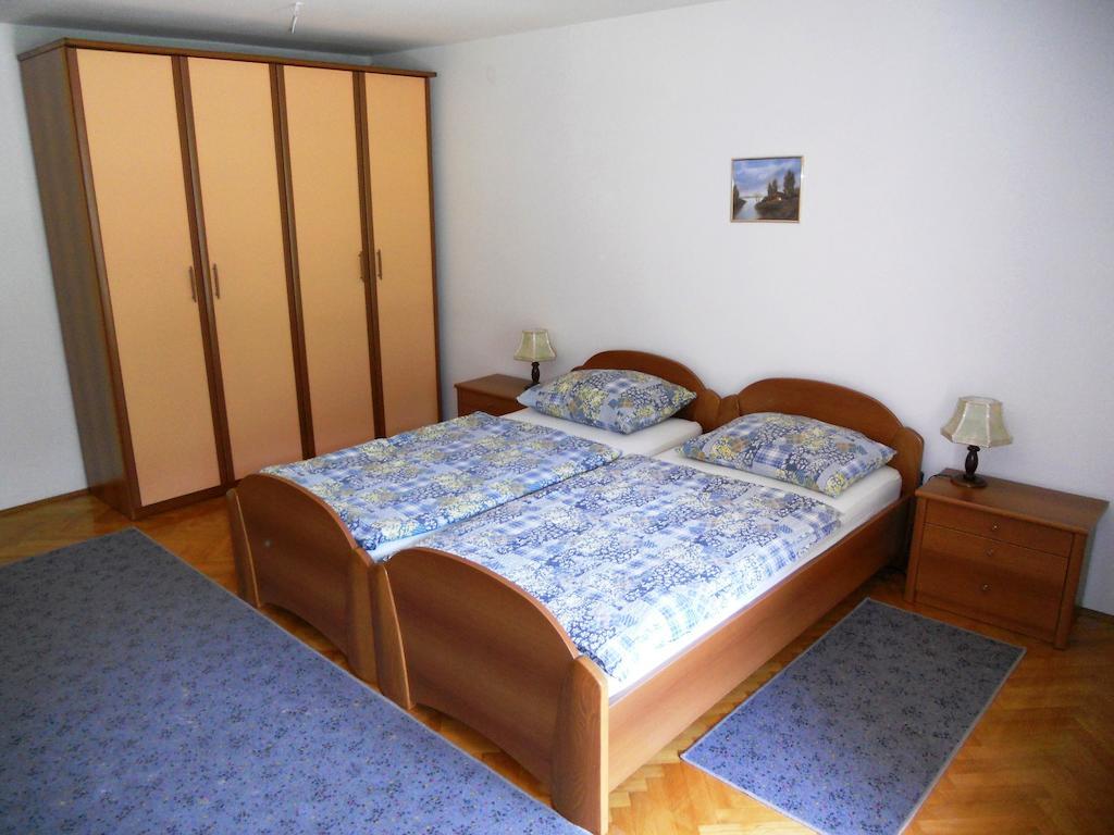 Farm Stay Kramer Bistrica ob Sotli Bilik gambar